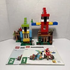 LEGO Minecraft The Parrot Houses (21282) - 535 pieces COMPLETE with Manual
