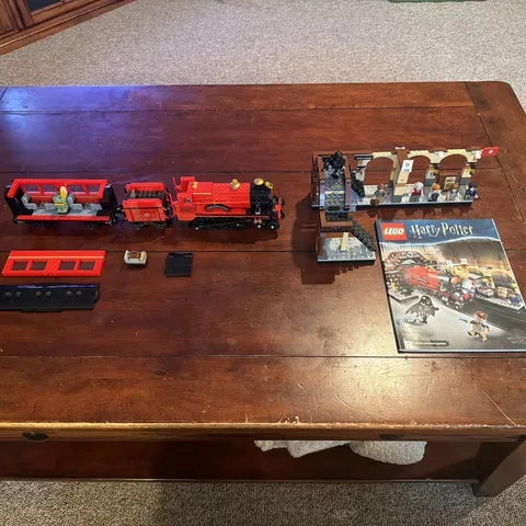 LEGO Harry Potter Hogwarts Express 75955 100% Complete w/ Minifigures No Box