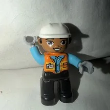 Lego: Duplo - Truck & Tracked Excavator 10931 - Construction Worker Figurine