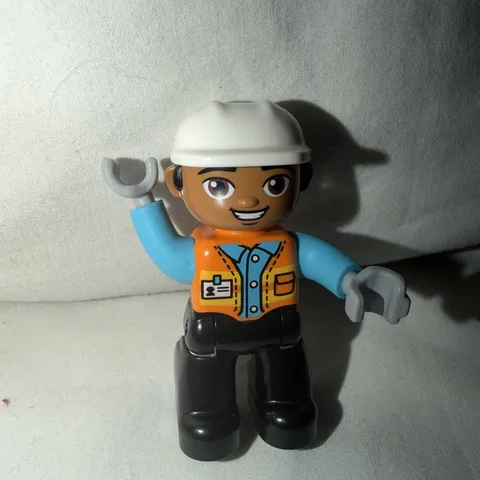 Lego: Duplo - Truck & Tracked Excavator 10931 - Construction Worker Figurine