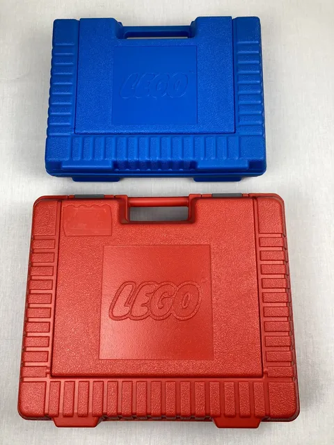 VTG LOT OF 2 1985 BLUE RED LEGO HARD CASE PLASTIC TRAVEL STORAGE CONTAINERS VGC!