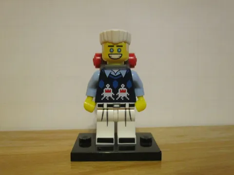 Lego Ninjago Movie Minifigures Series - Sweater Zane (71019 CMF) COMPLETE