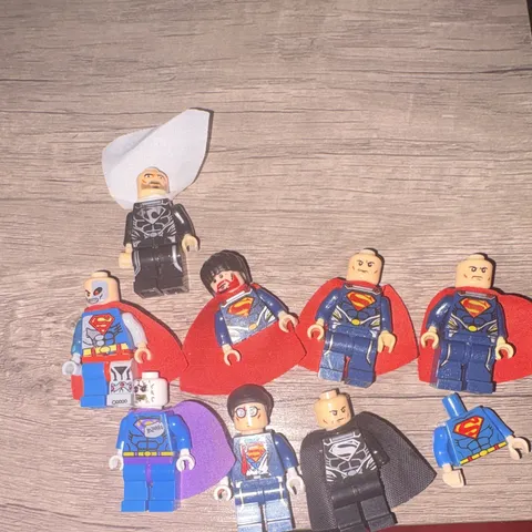 LEGO DC Super Heroes Superman Minifigure Lot w/ Capes Heads & Hair Pieces