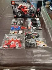LEGO Technic 42107 Ducati Panigale V4 R Motorcycle Set, 646 pcs, Box