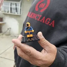 Lego Min Figure Deathstroke