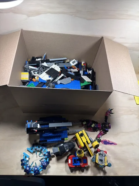 LEGO Mixed Bricks Plates Parts Bulk Lot 8 Pounds Mixed Colors and Themes