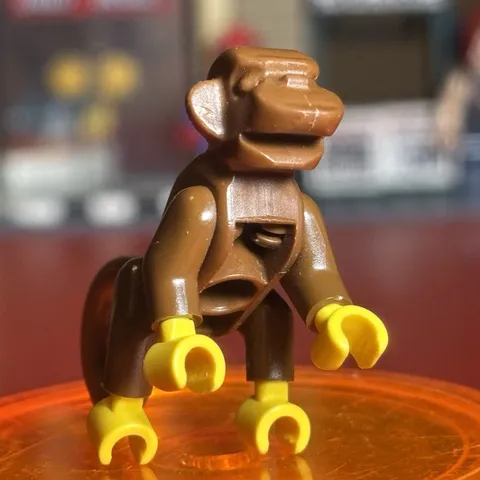 Lego 1980s / 1990s Brown Minifigure Town Monkey 2550c01 For Castle / Pirate Sets