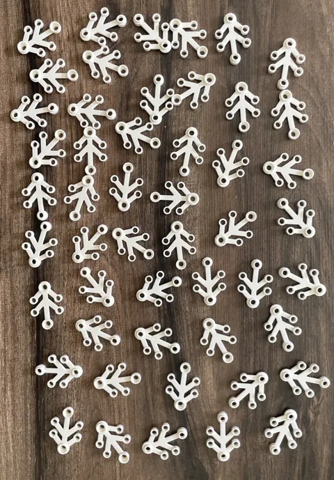 LEGO Lot of 50 White 4x3 Plant Nature Leaves Pieces - FREE SHIPPING
