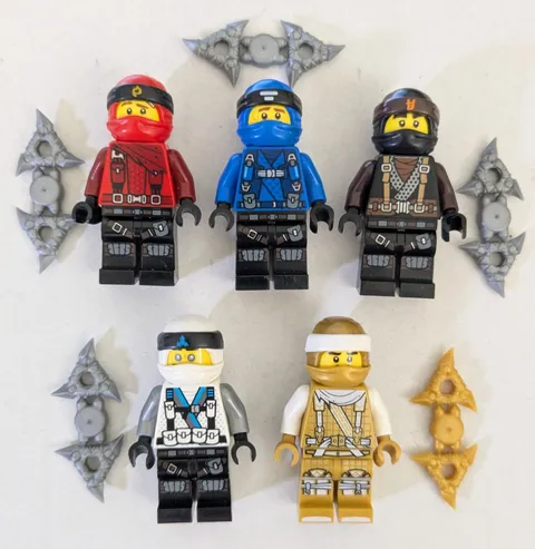 Lego Ninjago Lot of 5 Hunted DRAGON MASTERS minifigs KAI, Jay, ZANE, Cole, WU