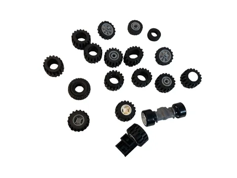 LEGO Tires and Wheel Rims Lot of 18 Various Pieces Free Shipping