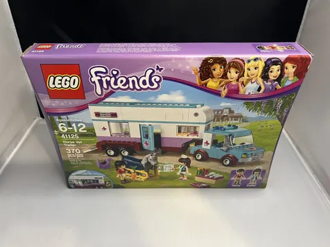 Lego (41125) Friends,  Horse Vet Trailor, New in factory sealed Box