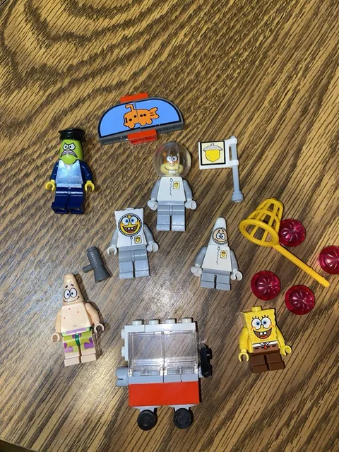 Lego SpongeBob SquarePants Minifigure Lot SpongeBob Patrick Sandy & Accessories