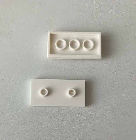LEGO 2x NEW Plate 2x4 Modified w/ 2 Studs (Double Jumper) WHITE #65509