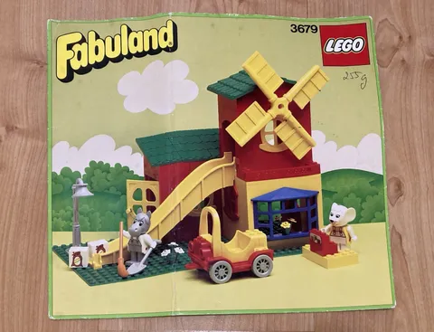 Vintage Lego FABULAND 3679 Mill with Shop COMPLETE/ NO INSTRUCTIONS/ FRONT BOX