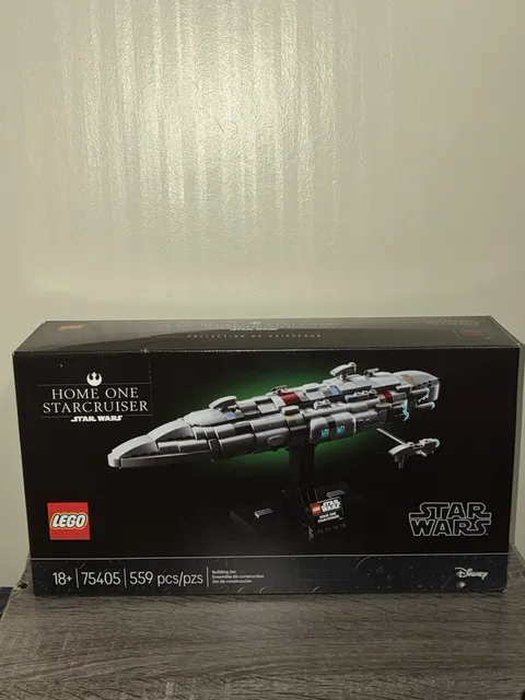 LEGO Star Wars 75405 Home One Starcruiser Sealed New Moderate Box Damage