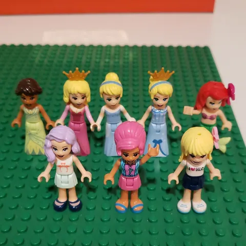 LEGO Disney Minifigures The Disney Series Princess Lot Ariel Cinderella Tiana