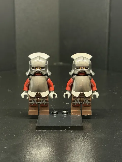 LEGO LORD OF THE RINGS Minifgure Uruk-hai - Helmet and Armor 1/3 (Lot of 2)