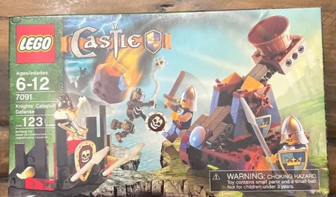 LEGO Castle: Knight's Catapult Defense (7091)