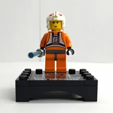 LEGO Star Wars 20th Anniversary Luke Skywalker With Stand / Set 75258