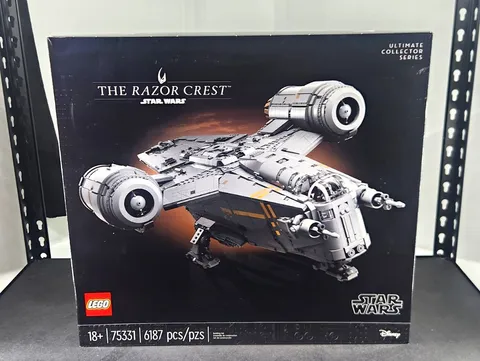 LEGO Star Wars Ultimate Collector Series The Razor Crest 75331 Set 6187 pcs 18+