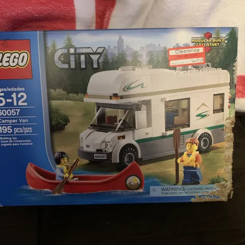 LEGO CITY: Camper Van (60057)