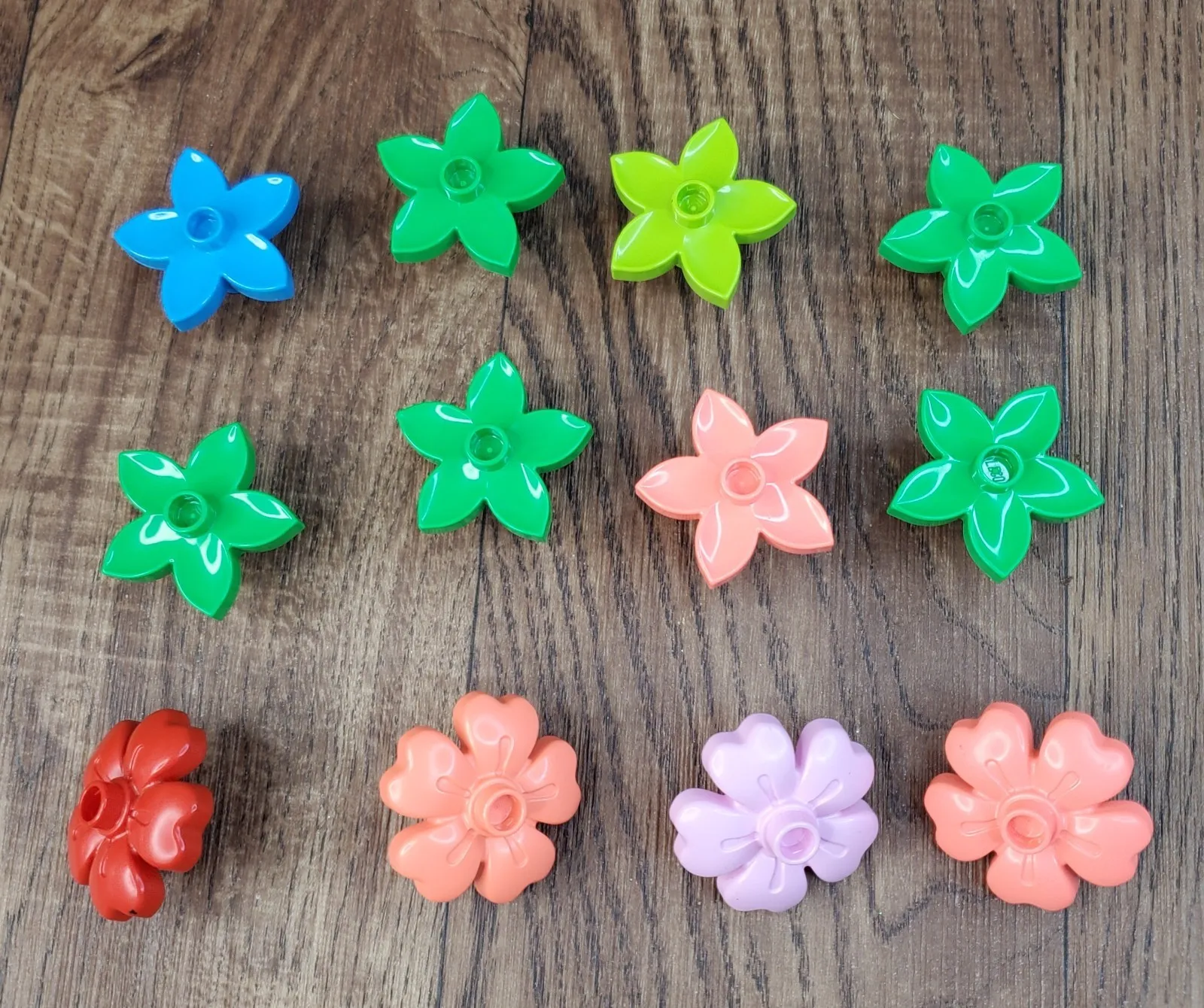 Lego Duplo Flowers Red Green Blue Orange Multicolor Lot of 12