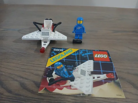 LEGO LEGOLAND: Galaxy Trekkor (6808) 100% Complete w Minifigures & Instructions
