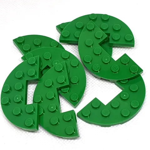 LEGO Parts - Green Plate, Round Half 3 x 6 Cutout - No 18646 - QTY 8
