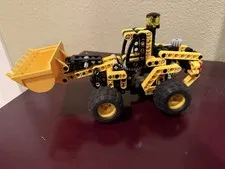 LEGO TECHNIC Front End Loader 8453 -100% Complete- Great Condition