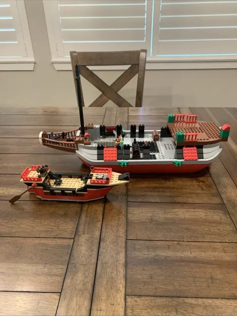 Lego 7075 Captain Redbeard's Pirate Ship & Emperor’s Ship 7416 Incomplete  Parts