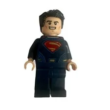 Superman dual molded legs Dawn of Justice DC Superheroes Lego Minifigure 76046