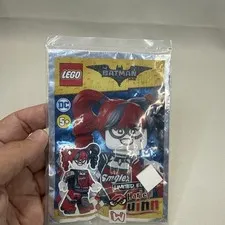 LEGO - LEGO Batman Movie - Rare - Harley Quinn Minifig Foil Pack 211804 - Sealed