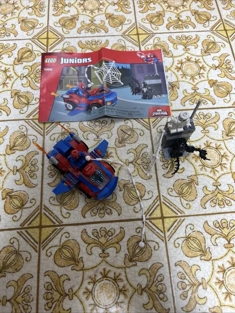 LEGO Juniors: Spider-Man: Spider-Car Pursuit (10665, Complete Set With Figs)