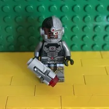 LEGO DIMENSIONS Cyborg (SH0155) Minifig | With Blaster