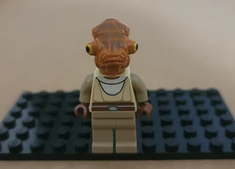 Lego Star Wars Nahdar Vebb Minifigure Jedi Knight The Clone Wars 8095 SW06