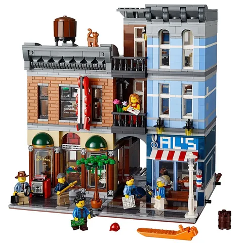 LEGO CREATOR: Detective's Office (10246) WITH BOX + GREAT CONDITION