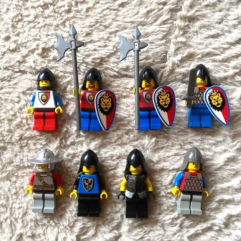 LEGO Minifigure Lot Knight Set Bulk Sale