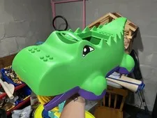 T129-Lego Duplo Block-O-Dile Vacuum Sweeper Storage Crocodile Alligator 2004