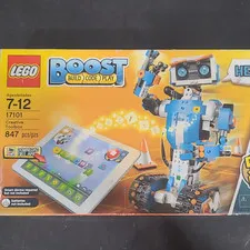 LEGO Boost Creative Toolbox 17101 App-Controlled Building Set 847pc Box