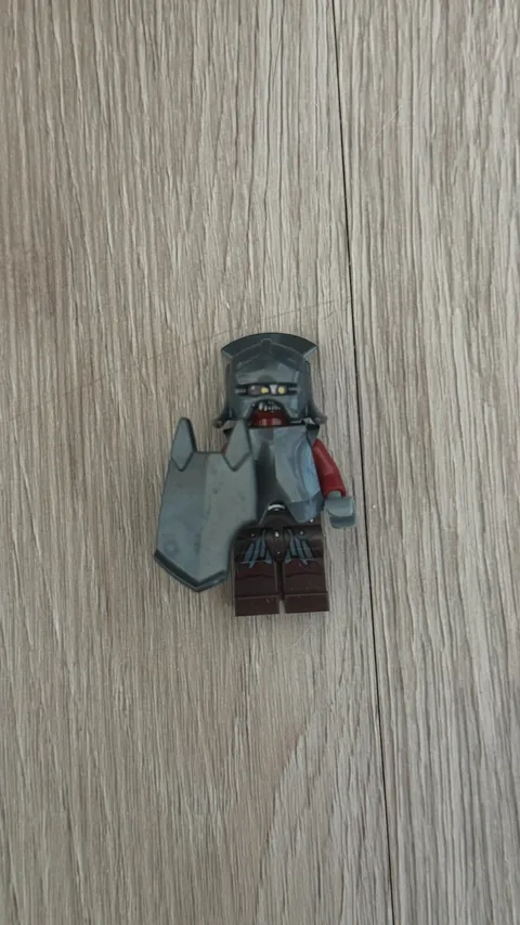 LEGO Lord of the Rings Uruk-hai Helmet & Armor Minifigure 9474 9471