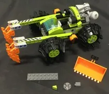 LEGO VEHICLE PREOWNED COMES WITH EVERYTHING PICTURED