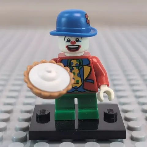 Lego Collectable Minifigure Small Clown Series 5 8805 Col073 Retired 2011 
