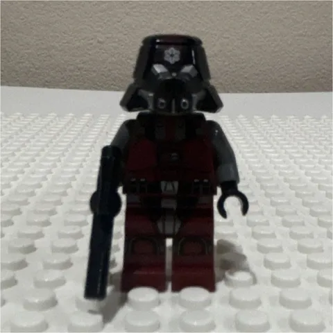 LEGO Starwars minifigure old republic dark red armor sith trooper 