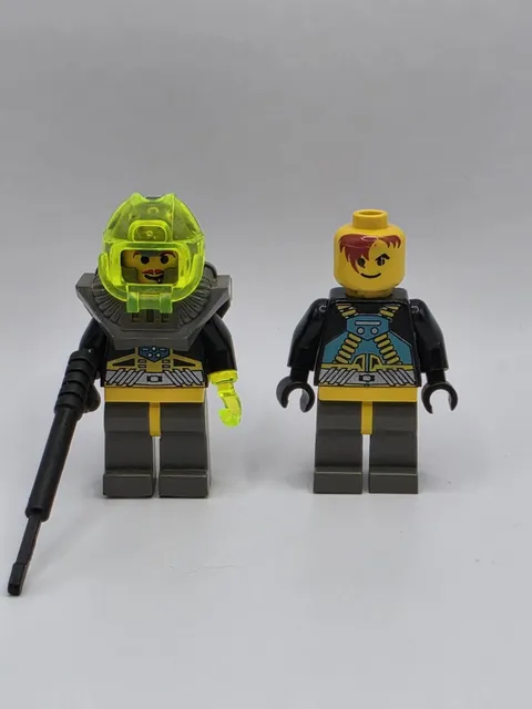 Lego Minifigure Scavenger Sam from Sets #2160 & #2162 Aquazone Aquaraiders 1997