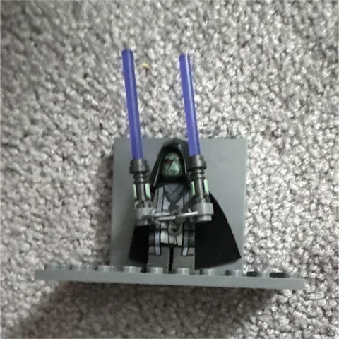 LEGO Star Wars Hooded Minifigure Dual Purple Lightsabers Gray Display Base