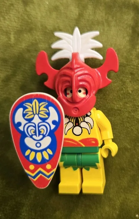 King Kahuka Lego Minifigure Vintage Authentic 