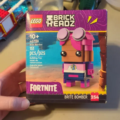 Lego Fortnite Brite Bomber Brickheadz Set 40728 Brand New Sealed!