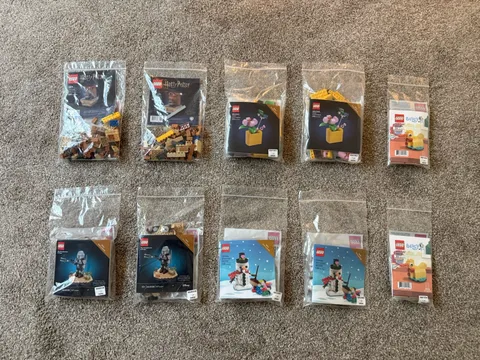 Barnes & Noble Exclusive LEGO LOT - Manadlorian - Happy Hummingbird - and More