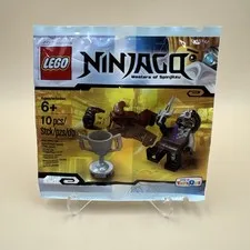 LEGO Ninjago: Dareth vs. Nindroid Polybag (5002144) - New Sealed TRU Exclusive
