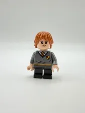 Lego Ron Weasley 76382 Gryffindor Sweater with Crest Harry Potter Minifigure